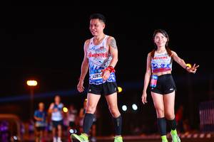 BIB: 827
                            <button type="button" onclick="openModal(23005916)" class="btn btn-primary btn-sm float-right btn-popup" data-toggle="modal" data-target=".modal-high-quality">
                        <i class="fas fa-shopping-cart"></i> Add to Cart
                    </button>
                                            <button type="button" onclick="isThisMe(23005916, true)" class="btn btn-success btn-sm float-right btn-popup btn-isme hidden" data-toggle="tooltip" data-placement="bottom" title="นี่คือรูปของคุณใช่ไหม คลิกที่นี่เพื่อเอาเข้าอัลบั้ม">
                        <i class="fas fa-plus"></i> Add to album
                    </button>
                    <button type="button" onclick="isThisMe(23005916, false)" class="btn btn-warning btn-sm float-right btn-popup btn-isnotme hidden">
                        <i class="fas fa-ban"></i> Remove from album
                    </button>